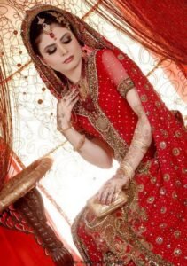 Beautiful-and-most-gorgeous-bridal-and-bridal-makeup-101
