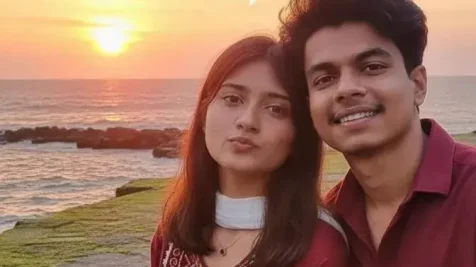 seaside-couple aesthetic